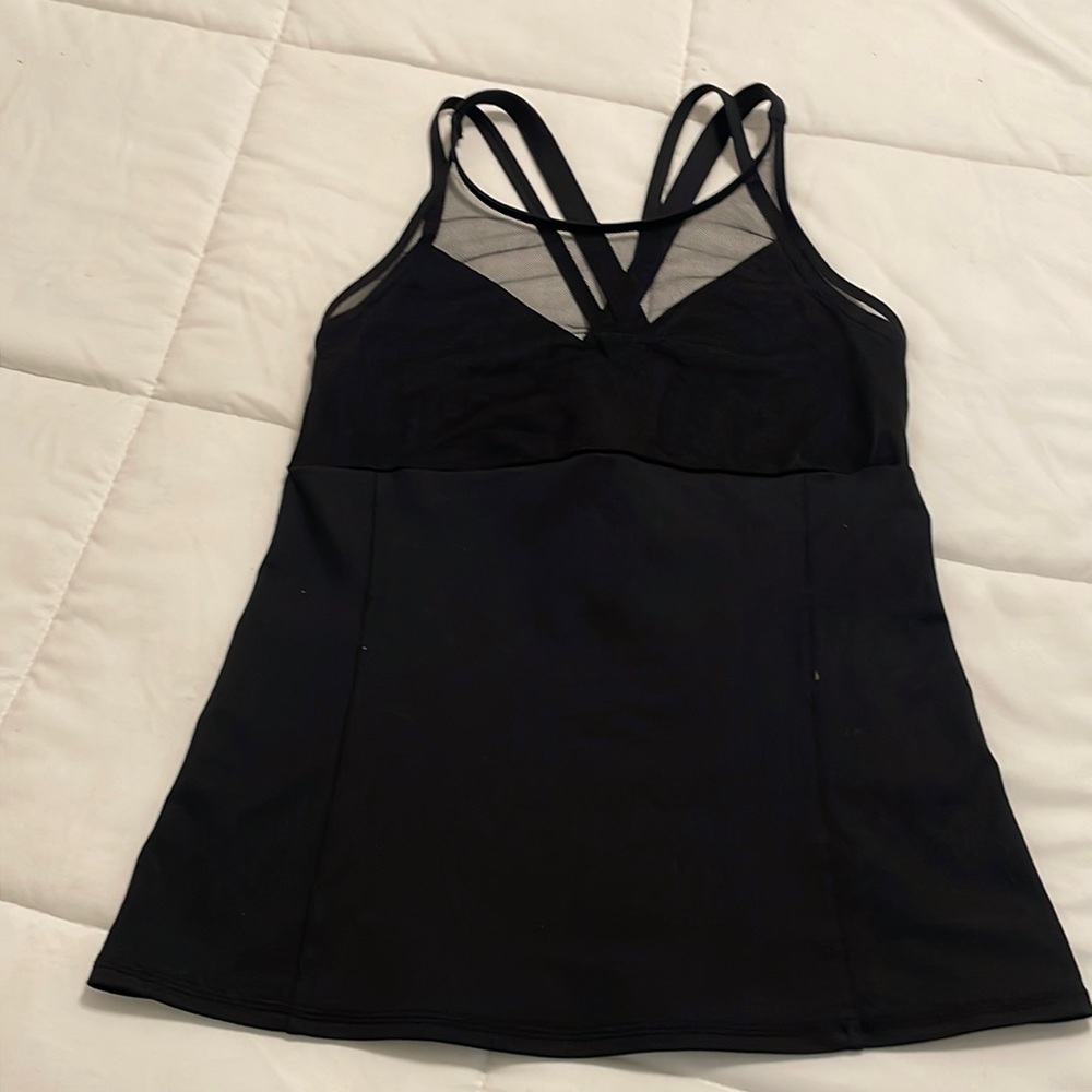 Alo Black workout shirt size M